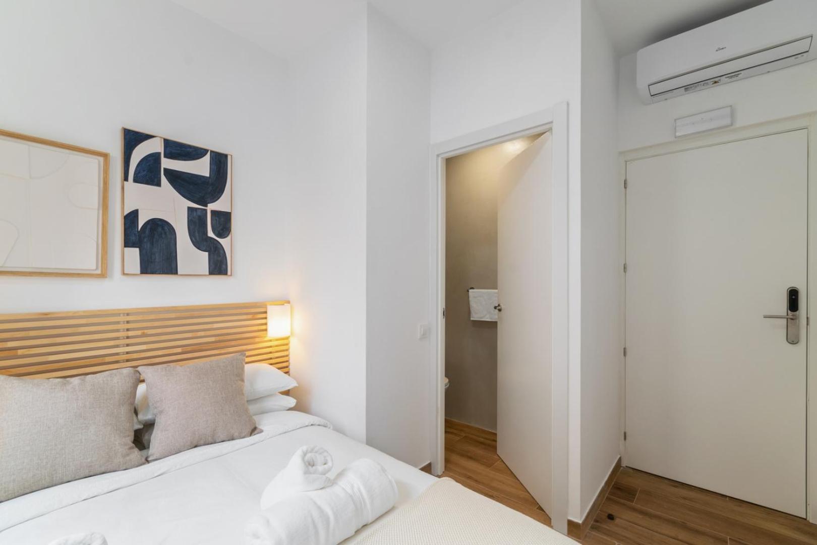 Livinn House L'Hospitalet de Llobregat Luaran gambar