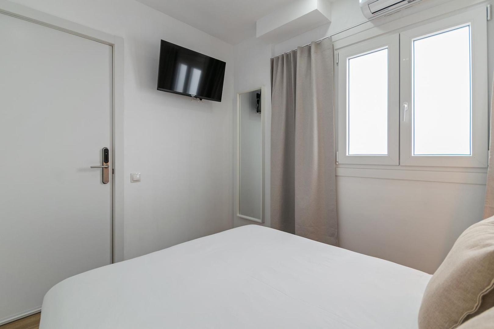 Livinn House L'Hospitalet de Llobregat Luaran gambar